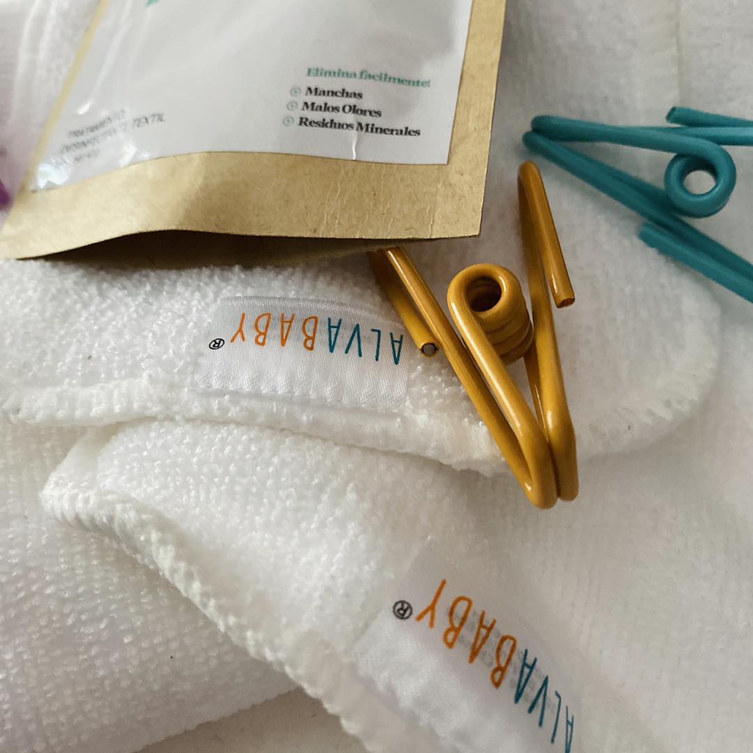 Cuánto detergente debo usar para lavar mis pañales de tela? - AlvaBaby Mexico Pañales de Tela